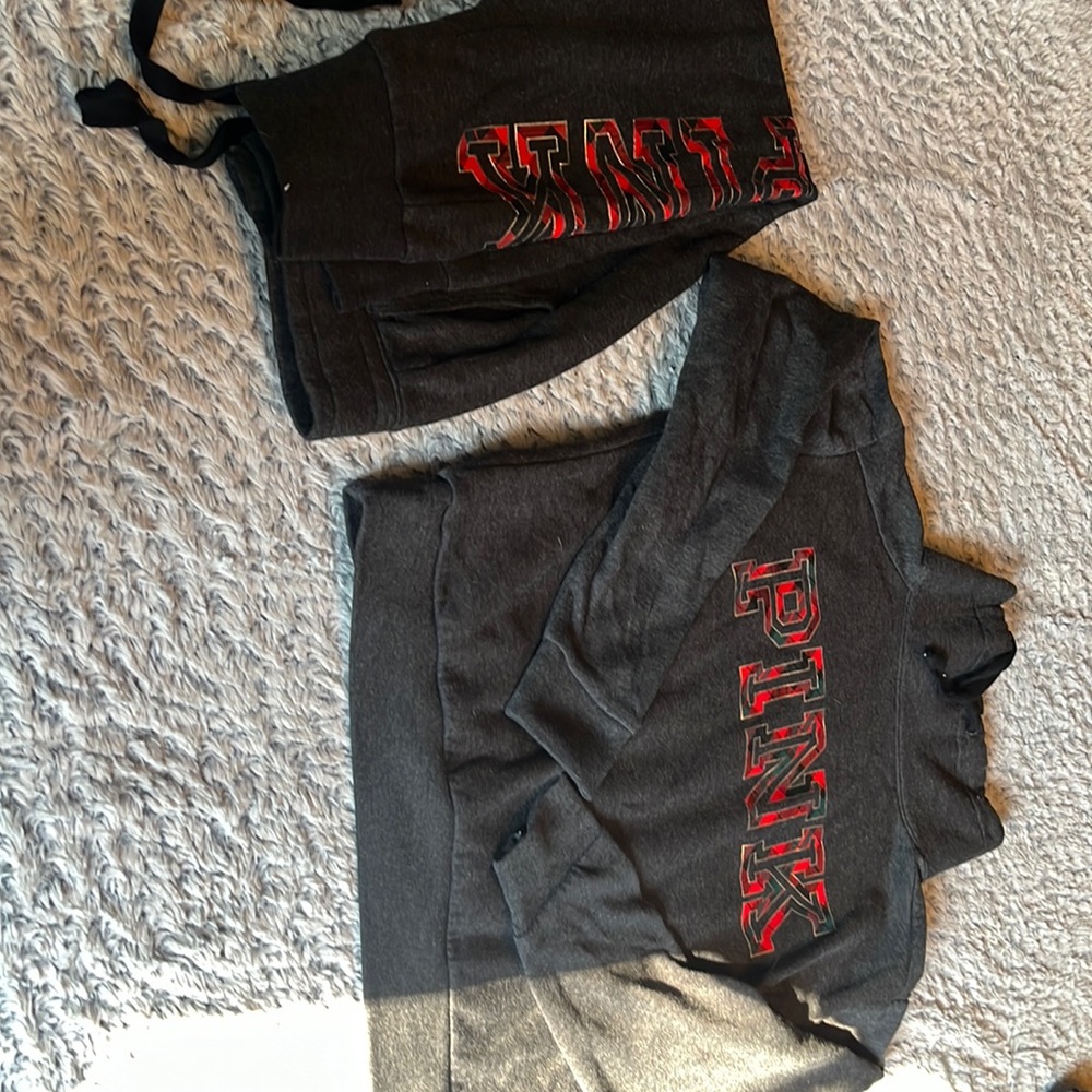 Victoria secret match sweat out fit